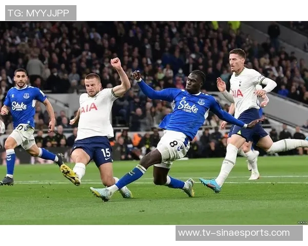 曼联能否延续对埃弗顿的强势战绩上赛季主场大胜四球