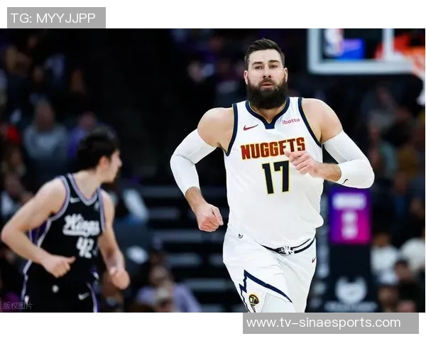 约基奇半场表现低迷仅得10分三分球6投全失状态堪忧 约基奇半场表现低迷仅得10分三分球6投全失状态堪忧